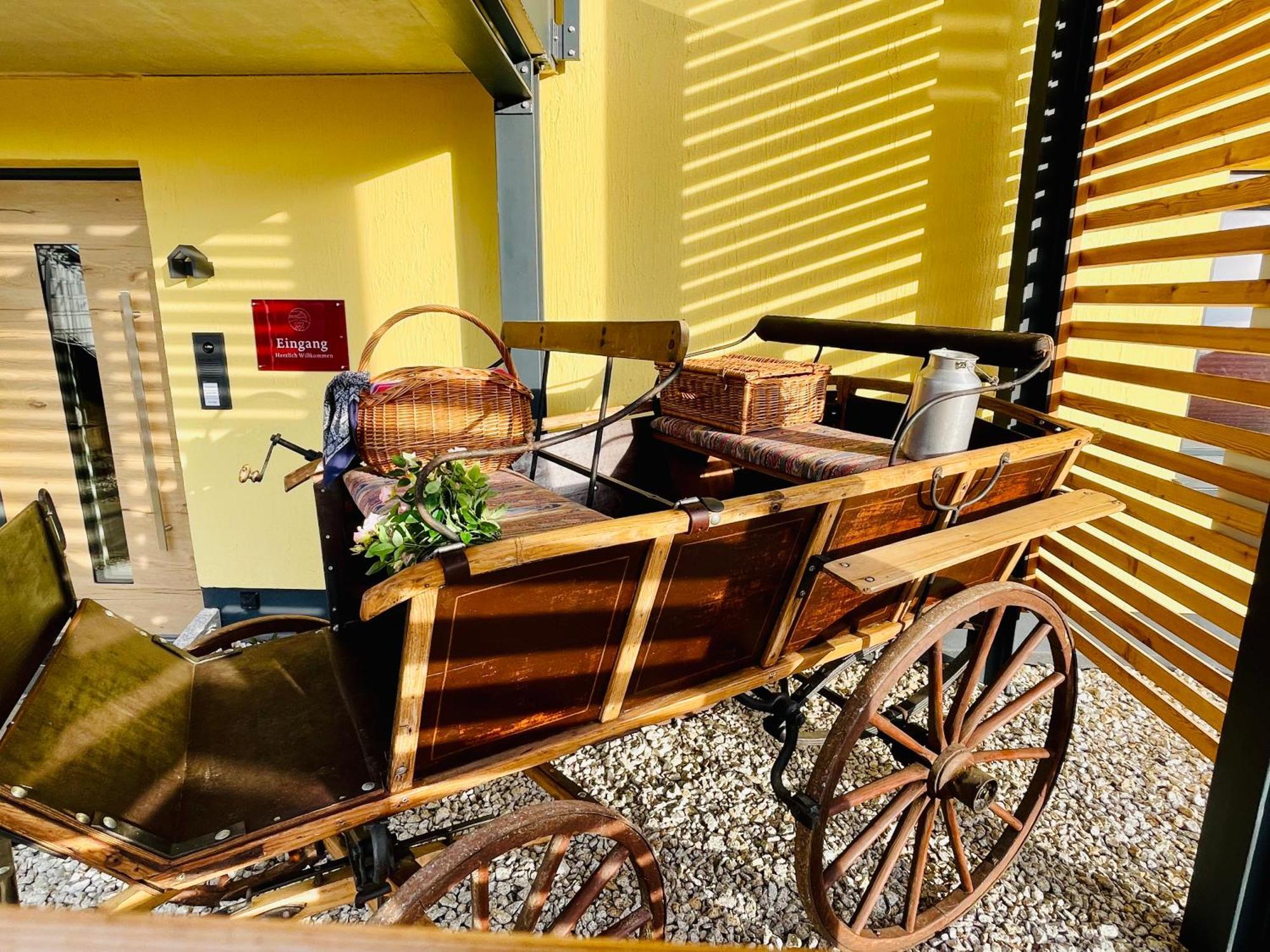 Chalet-Ferienwohnung Aehrenglueck, 70 Qm, Wellness/Fitness/Sauna - Bergroedelhof Feilitzsch Buitenkant foto